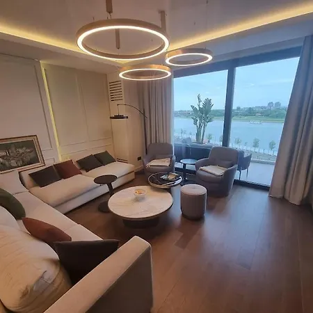 Apartment Exclusive Waterfront Terraces - Unique