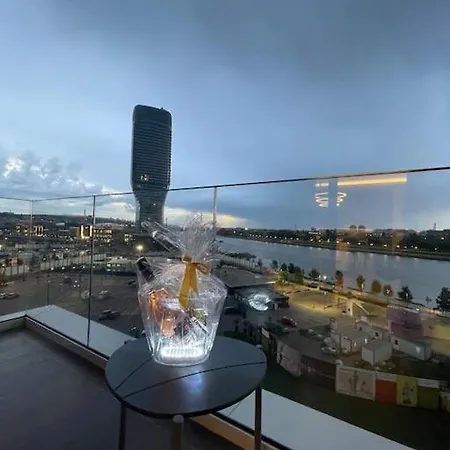 Apartment Exclusive Waterfront Terraces - Unique *